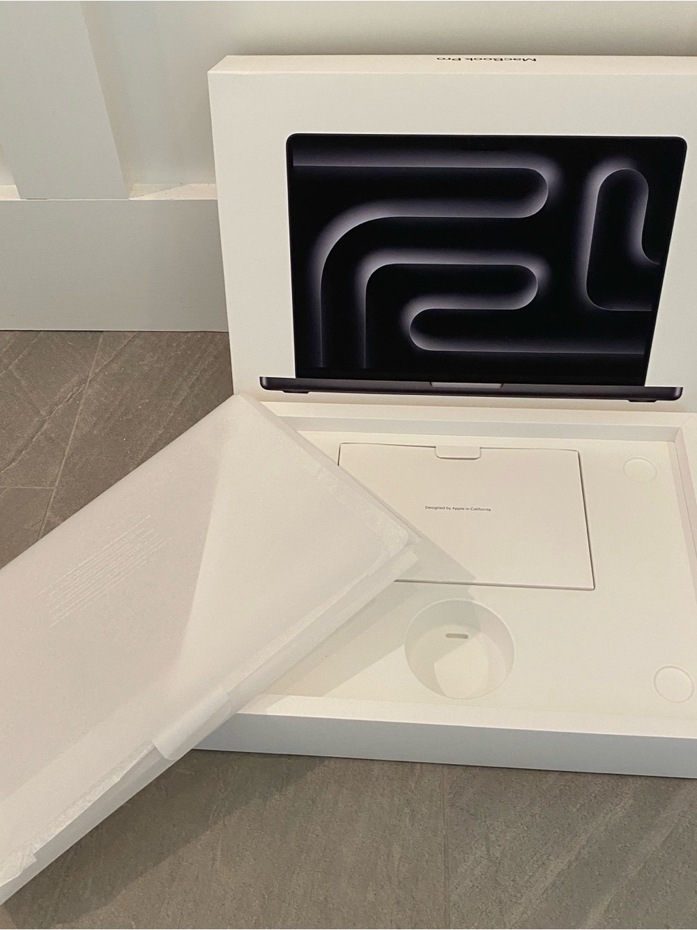 2024 Apple A3401 MacBook Pro 14-inch 24GB M4 PRO CHIP 512GB EMPTY BOX ONLY